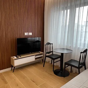 Tirana Central Apartments Appartamento
